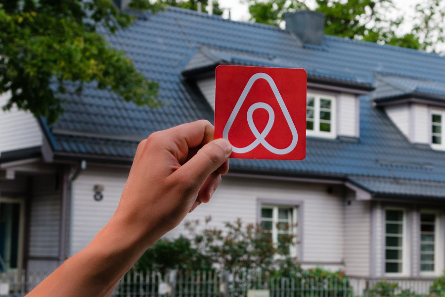 4 innovative ways to improve your airbnb property management in 2023