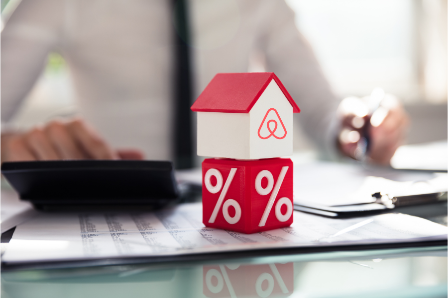 Tarifas para anfitriones en Airbnb: ¿Cuánto cobra una OTA?